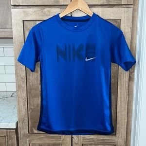 NIKE | Boys’ Dri-fit T-Shirt, Blue, L
